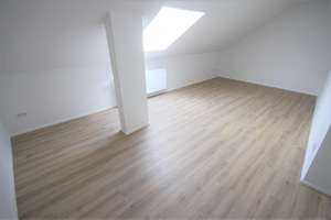 Ostersbaum - Außergewöhnliches 3-Zimmer Dachgeschoss komplett renoviert – Ostersbaum 18, 42107 Elberfeld, Wuppertal – Vorschaubild 9