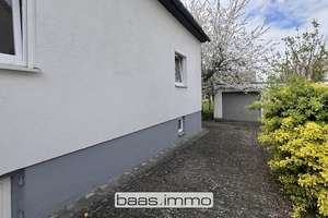 Hochzoll-Süd, großer Garten, stark sanierungsbedürftiges Einfamilienhaus – Die vollständige Adresse der Immobilie erhältst du vom Anbieter., 86163 Hochzoll-Süd, Augsburg – Vorschaubild 2