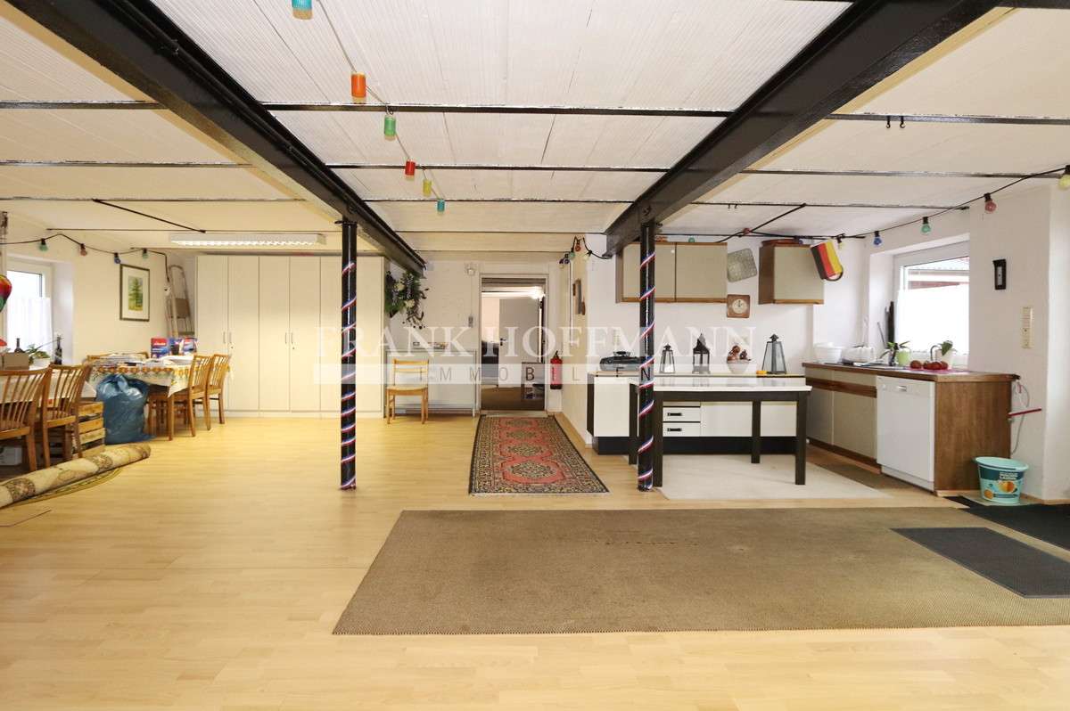 Immobilie in Hartenholm - Resthof mit Nebengebäuden und Erweiterungsmöglichkeiten in Hartenholm - Bild 10