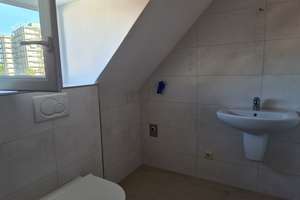Clevere Investition – oder charmantes Zuhause – Die vollständige Adresse der Immobilie erhältst du vom Anbieter., 93057 Konradsiedlung-Wutzlhofen, Regensburg – Vorschaubild 5