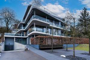 Luxuriöse 4-Zimmer-Traumwohnung mit Südbalkon in Toplage auf dem Ulmer Michelsberg – Die vollständige Adresse der Immobilie erhältst du vom Anbieter., 89075 Mitte, Ulm – Vorschaubild 2