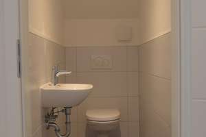 exclusive 4 Zimmer DG Wohnung  mit EBK  Dachterasse und Carport – Akazienstraße 24, 85049 West, Ingolstadt – Vorschaubild 12