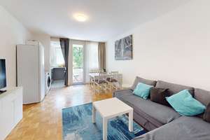 RE/MAX - Charmantes Apartment mit Balkon und Tiefgaragenstellplatz – Die vollständige Adresse der Immobilie erhältst du vom Anbieter., 81373 Land in Sonne, München – Vorschaubild 1