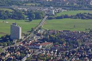 Vollständig Renovierte und sehr helle Wohnung mit wunderbarem Balkon – Sankt Johann 6, 91056 Erlangen – Vorschaubild 1