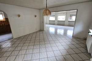 Voll unterkellertes 1-2 Familienhaus mit gutem Raumangebot, Hof, 50 m² Carport  u. Gartenmöglichkeit – Südliche Weinstraße (Kreis) – Vorschaubild 15