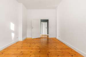 Ruhige, renovierte 3-Zimmer-Altbauwohnung mit Süd-West-Balkon nahe Spree & Mierendorffplatz – Die vollständige Adresse der Immobilie erhältst du vom Anbieter., 10589 Charlottenburg, Berlin – Vorschaubild 2