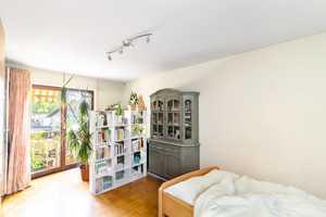 Mehrfamilienhaus mit großzügigem Grundstück und Gewerbeflächen in Neu-Isenburg – Offenbach (Kreis) – Vorschaubild 17