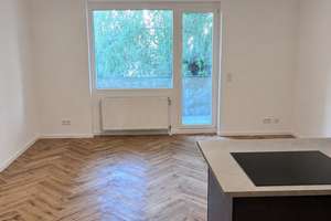 Helle, sanierte Wohnung inkl. Einbauküche und Balkon – Münsterstraße 279, 40470 Düsseltal, Düsseldorf – Vorschaubild 2