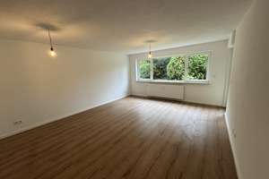 Wunderschöne 3 Zimmer -Souterrain-Wohnung mit Top-Ausstattung in bester Lage
am Tannenberg 