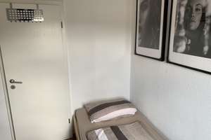 Möbliertes Zimmer, monatlich oder länger – Möhringer Strasse 28, 70199 Heslach, Stuttgart – Vorschaubild 2