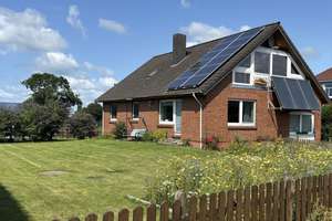 NEUER PREIS: Solides Haus mit 1-2 Wohneinheiten und Keller in EMBÜHREN – Am Kamp 9, 24819 Embühren – Vorschaubild 1