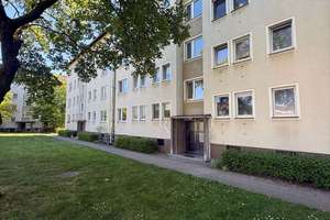 4-Zimmer-Wohnung in Toplage Düsseltal – perfekte Kombination aus Eigennutz & Kapitalanlage – 40239 Düsseltal, Düsseldorf – Vorschaubild 2