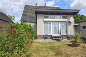 Einfamilienhaus mit Entwicklungspotential in Kreyenbrück – Die vollständige Adresse der Immobilie erhältst du vom Anbieter., 26133 Kreyenbrück, Oldenburg (Oldenburg) – Vorschaubild 13