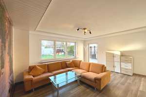 Familienglück in ruhigem Wohngebiet mit Sonnenbalkon, Garten & Garage – Lichtenfels (Kreis) – Vorschaubild 5