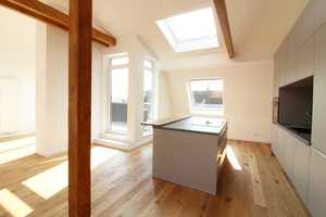 DG Neuausbau - 4 Zi.-Whg. + Spitzboden - Ab August Bezugsfertig – Hannover – Vorschaubild 1
