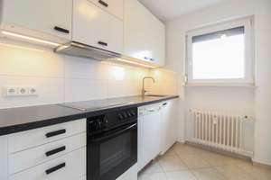 Lichtdurchflutete 3-Zimmer-Dachgeschosswohnung mit Stellplatz in Friedrichsdorf – Die vollständige Adresse der Immobilie erhältst du vom Anbieter., 61381 Friedrichsdorf – Vorschaubild 4