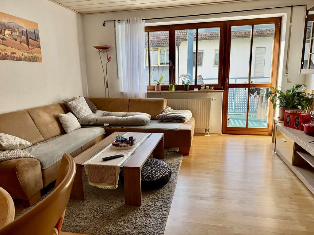 Immobilie in Langweid am Lech - Schorer-Immobilien: Attraktive 2-Zimmerwohnung mit Balkon in Stettenhofen - Bild 1