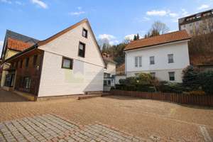 Wohnen, Arbeiten, Entwickeln in Zentrumslage nahe Hochschule: Wohnhaus mit Einliegerwohnung u. sep.  – Die vollständige Adresse der Immobilie erhältst du vom Anbieter., 78120 Furtwangen im Schwarzwald – Vorschaubild 3