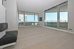 Traumhafte 2 Zimmer Wohnung im Marco Polo Tower/ Hafen City mit unverbautem Blick und Tiefgarage! – Am Strandkai 3, 20457 Hamburg – Vorschaubild 3