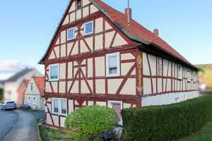 RESERVIERT: Sanierungsbedürftiges Bauernhaus und Scheune mit Potenzial in Dammersbach – Fulda (Kreis) – Vorschaubild 2