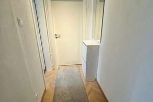 Stilvolle und möblierte 2-Zimmer-Wohnung in Stuttgart-West (flexible Befristung möglich) – Die vollständige Adresse der Immobilie erhältst du vom Anbieter., 70193 Kräherwald, Stuttgart – Vorschaubild 6