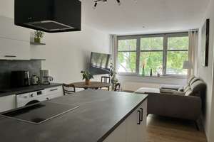 Moderne 2-Zimmer-Wohnung mit Einbauküche und Tiefgaragenstellplatz