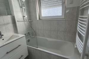 *SCHICKE WOHNUNG BESTER LAGE MIT EBK - SONNENBALKON UND LAMINAT* – Die vollständige Adresse der Immobilie erhältst du vom Anbieter., 60326 Seckbach, Frankfurt am Main – Vorschaubild 7