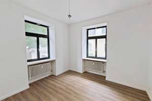 Große und vollständig renovierte 2-Zimmer-Wohnung mit BALKON – Dinglerstraße 12, 86154 Links der Wertach-Süd, Augsburg – Vorschaubild 3