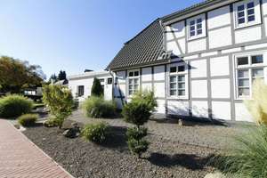 " Work & Life " unter einem Dach ! Edles  Landhaus  in allerbester Qualität und Top Lage ... – Die vollständige Adresse der Immobilie erhältst du vom Anbieter., 29683 Bad Fallingbostel – Vorschaubild 3