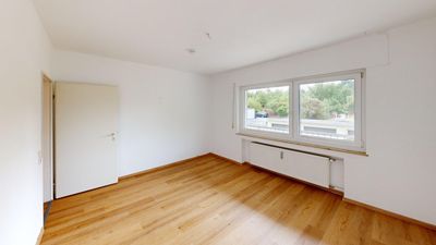 Schöne helle 2 Zimmerwohnung mit riesigen Balkon