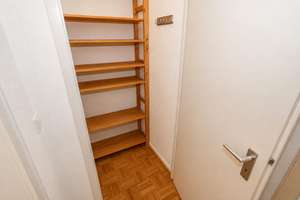 Charmante 1-Zimmer-Erdgeschosswohnung mit eigenem Gartenanteil nahe Uni & Zoo – Stellplatz inklusive – Die vollständige Adresse der Immobilie erhältst du vom Anbieter., 47057 Neudorf-Nord, Duisburg – Vorschaubild 12