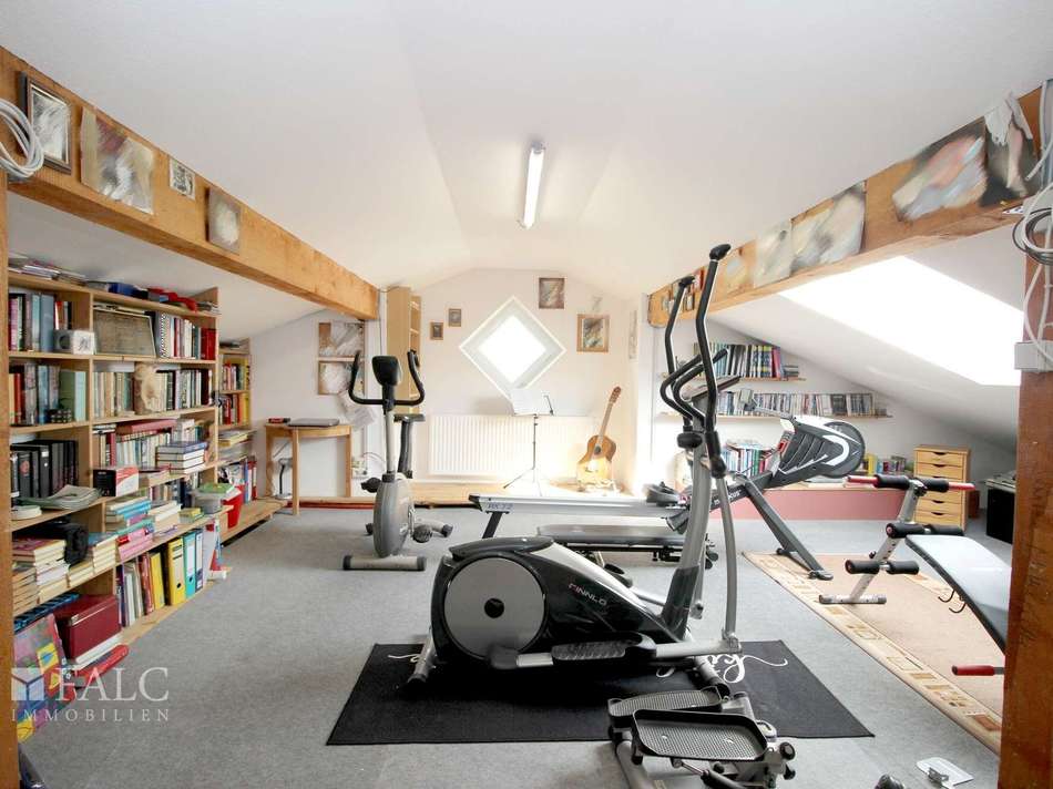 Studio-1