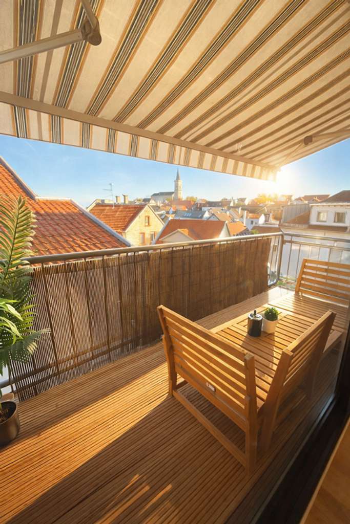 Immobilie in Bodenheim - ImmobilienPunkt***SCHICKE DACHGESCHOSSSTUDIOWOHNUNG IM HISTORISCHEN ORTSKERN VON BODENHEIM! - Bild 1