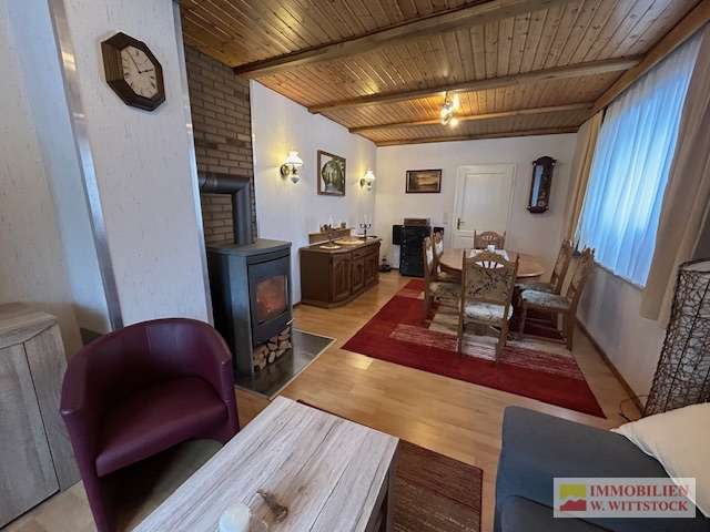 Immobilie in Putlitz - Gepflegtes Grundstück mit gemütlichen EFH, Carport, Werkstatt und Partyraum in ruhiger Dorflage - Bild 5