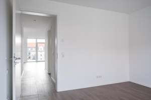 Wohnen im Park -schöne 3-Zimmer-Wohnung im 2. OG mit Balkon mit Blick ins Grüne – Werner-Uhlworm-Str. 8, 99085 Krämpfervorstadt, Erfurt – Vorschaubild 9