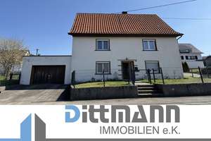 Einfamilienhaus mit Garten und Garage in Albstadt-Lautlingen
 – Die vollständige Adresse der Immobilie erhältst du vom Anbieter., 72459 Albstadt – Vorschaubild 1