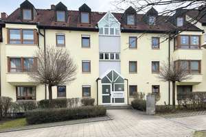 Wohlfühlwohnung mit Dachterrasse und TG-Stellplatz