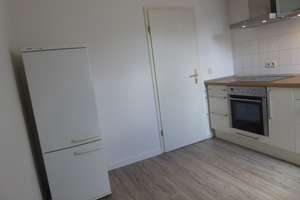 Kochen Sie gleich was Leckeres! - Schöne 2-Raum mit EBK im DG in ruhiger Lage – Schüffnerstr. 12, 9130 Sonnenberg, Chemnitz – Vorschaubild 6