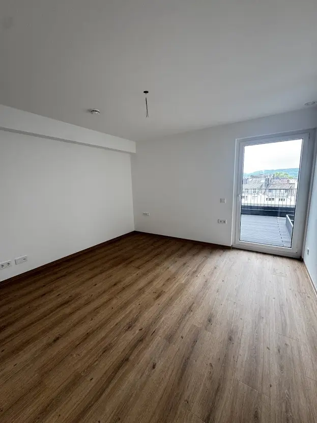 Drei-Zimmer-Wohnung mit Zugang zu zwei Dachterrassen - Photo 3