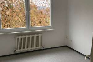 3-Zimmer-Wohnung mit Balkon – Einziehen und Entspannen – Karlsbader Weg 2, 35039 Marburg, Marburg – Vorschaubild 3