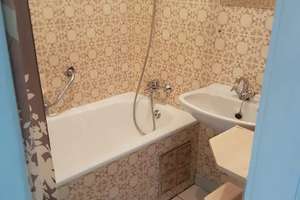 Zentrale 2-Zimmer-Dachgeschoss Wohnung in Pforzheim – ideal für Singles oder Paare – Lindenstr 52, 75175 Oststadt, Pforzheim – Vorschaubild 3