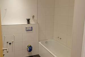 Schicke helle frisch sanierte Etagenwohnung – Die vollständige Adresse der Immobilie erhältst du vom Anbieter., 44879 Linden, Bochum – Vorschaubild 3