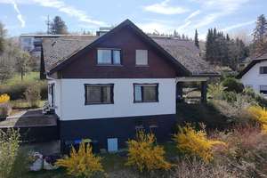 Besonderes Anwesen mit Ausblick, Ruhe & Großzügigkeit! – Die vollständige Adresse der Immobilie erhältst du vom Anbieter., 35075 Gladenbach – Vorschaubild 4