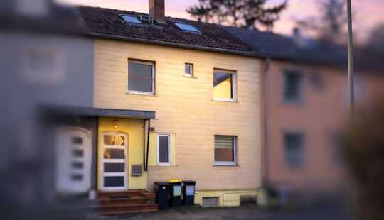 Bild von Gepflegtes Reihenmittelhaus mit Garten, Kamin, Stellplatz & Garage