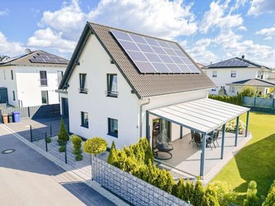 Neuwertig & Exklusiv – Willkommen im modernen Familienglück!