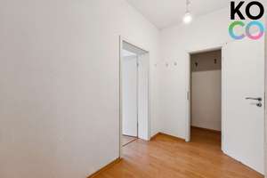 Kompakt, hell, zentral: 1-Zimmer-Wohnung mit separater Küche im Herzen von Düsseldorf – 40215 Friedrichstadt, Düsseldorf – Vorschaubild 3