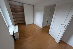Freistehendes Haus mit idyllischem Garten – Die vollständige Adresse der Immobilie erhältst du vom Anbieter., 74074 Heilbronn, Heilbronn – Vorschaubild 7