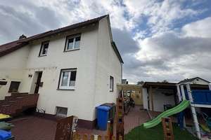 Einfamilienhaus in ruhiger und landschaftsnaher Lage von Brakel – Die vollständige Adresse der Immobilie erhältst du vom Anbieter., 33034 Brakel – Vorschaubild 1