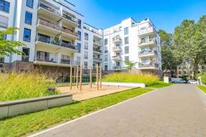 Elegantes Wohnambiente mit Loggia und großzügigem Grundriss in moderner Citylage – Suitbertusstraße 152, 40223 Bilk, Düsseldorf – Vorschaubild 7