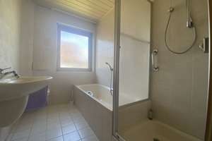 Reihenmittelhaus mit Garage, Wintergarten und Freischwimmbecken am Merklsteig zu verkaufen! – Die vollständige Adresse der Immobilie erhältst du vom Anbieter., 92637 Mooslohe, Weiden in der Oberpfalz – Vorschaubild 3